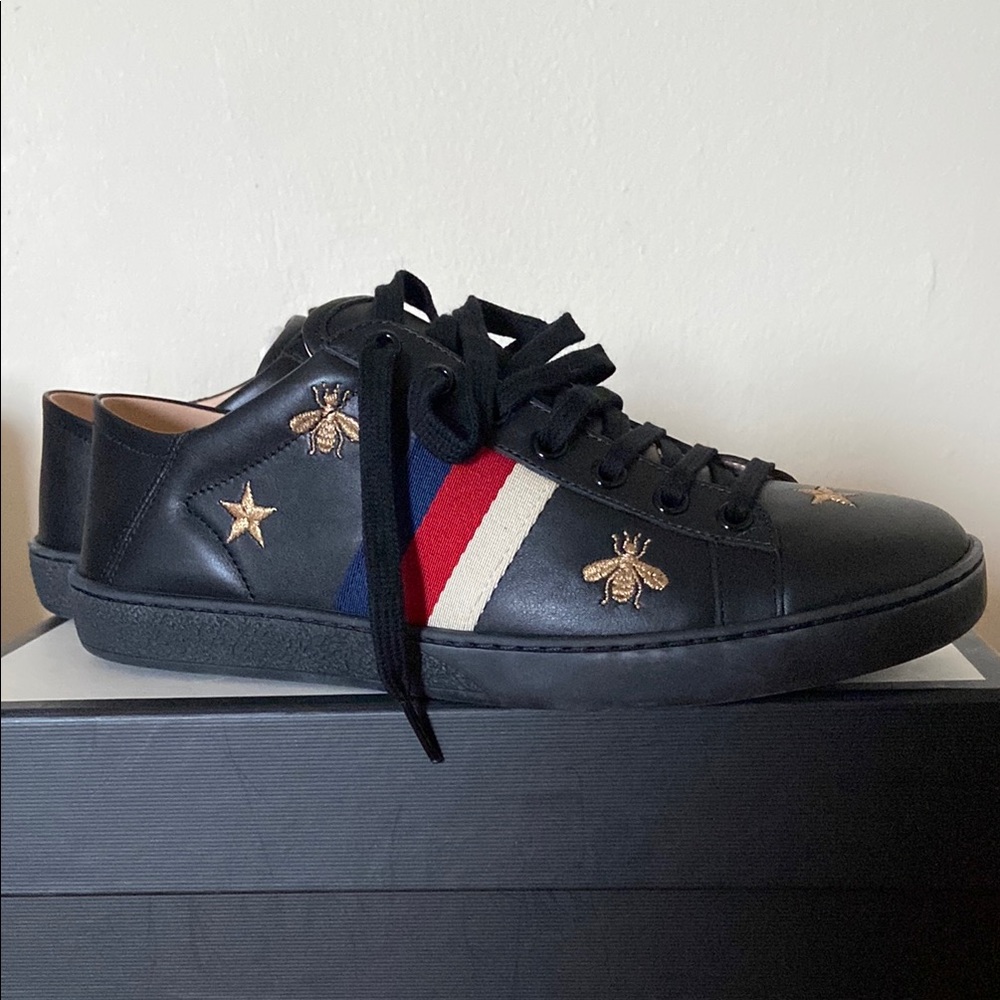 Gucci Bees And Stars Embroidered Sneakers Size 39
